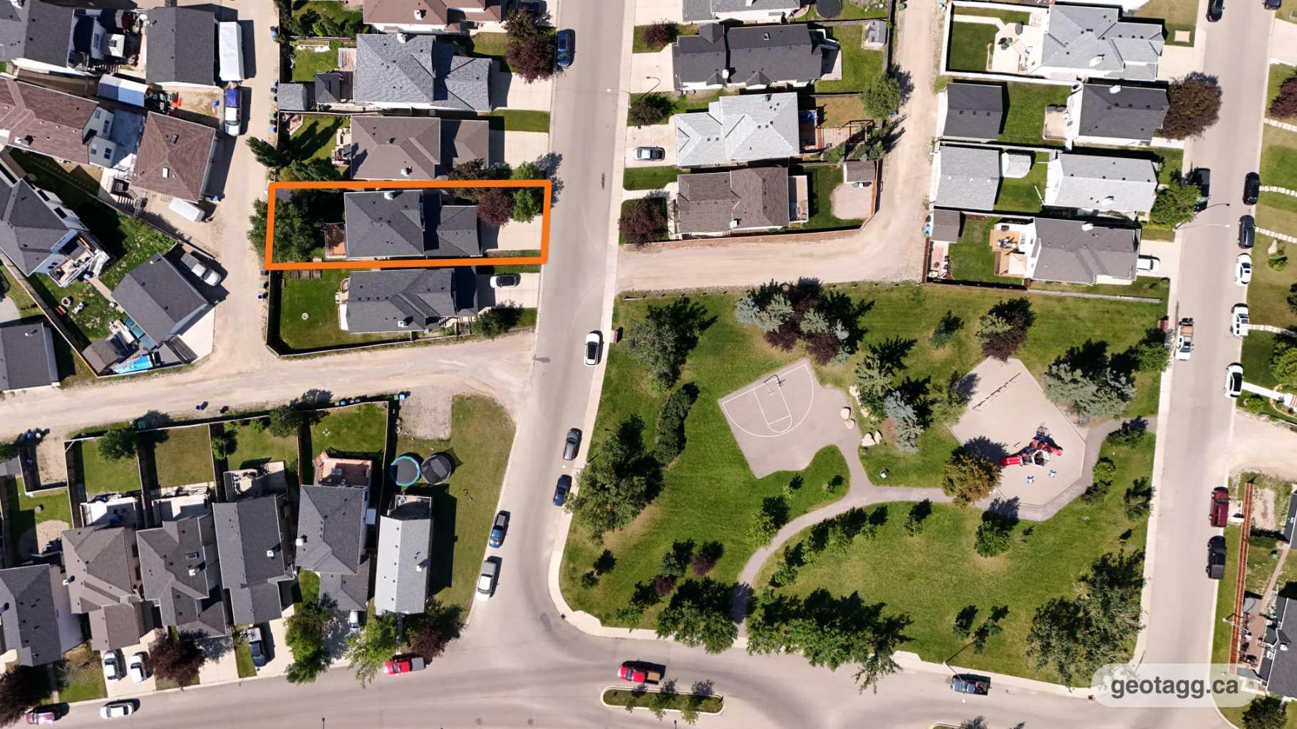 292 Coville Close NE