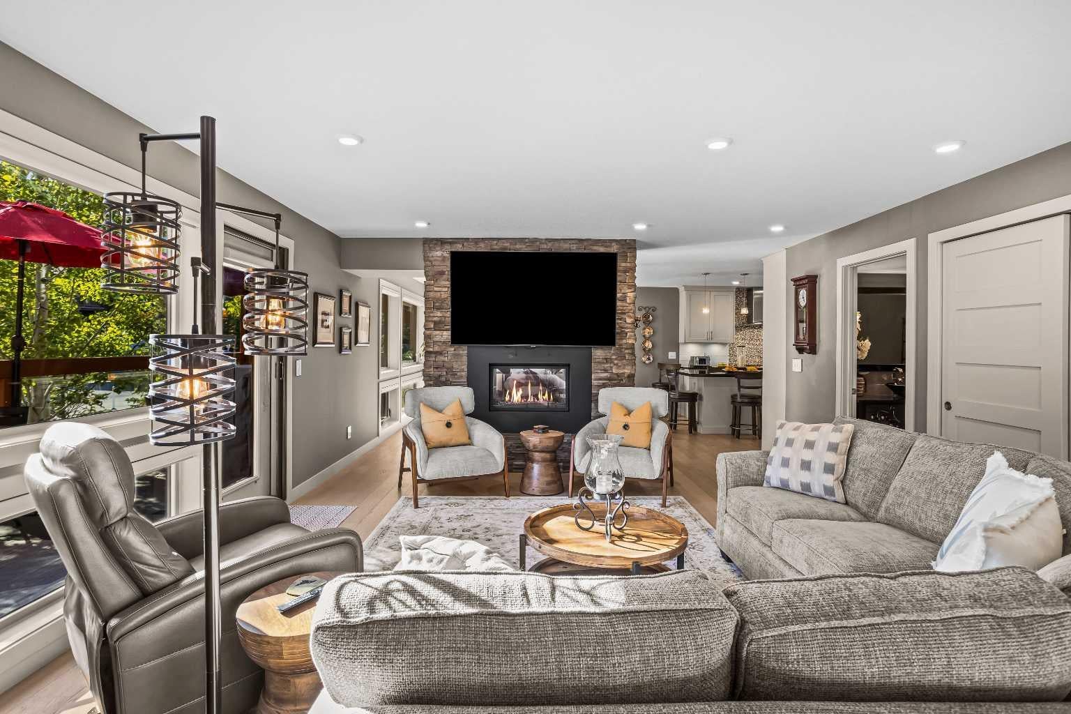 105 Stewart Creek Rise 803