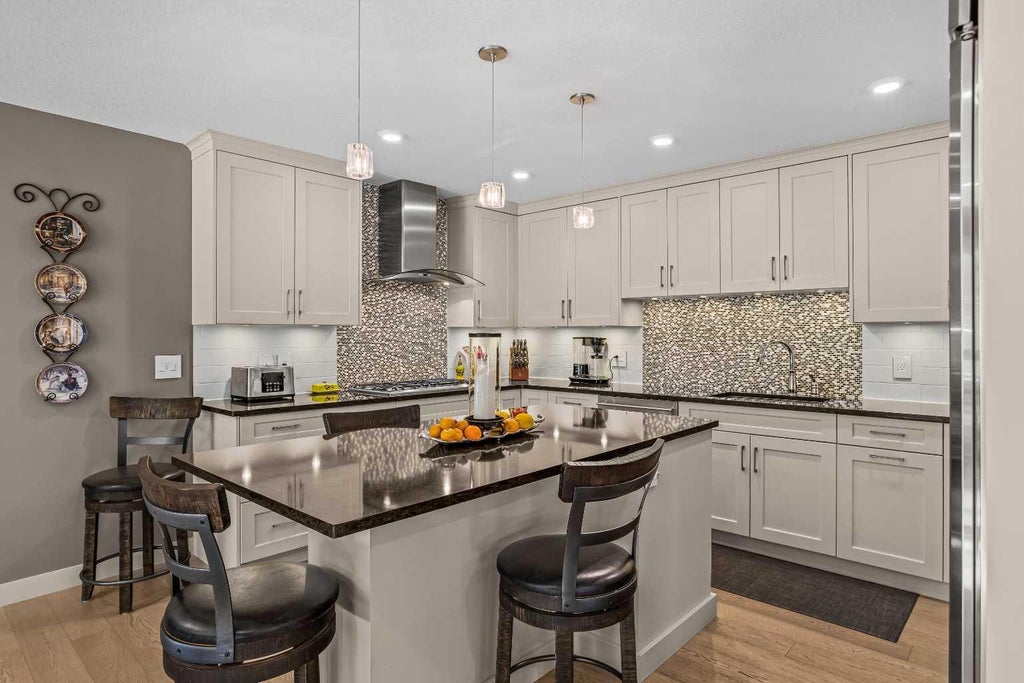 Photo of 105 Stewart Creek Rise #803, Canmore, AB T1W 0J5 (MLS # A2348001)