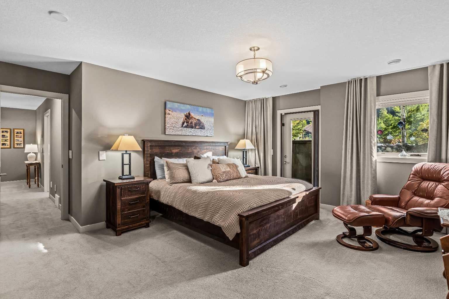 105 Stewart Creek Rise 803