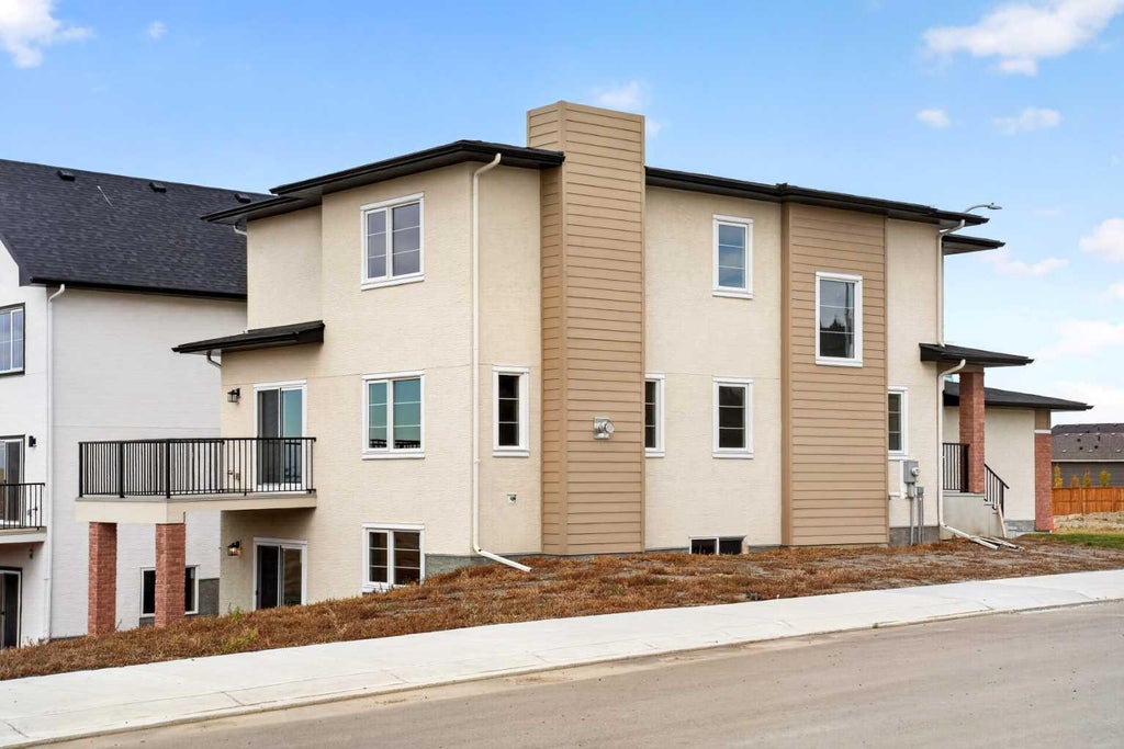 Photo of 3 Lakewood Way, Strathmore, AB T1P 2J5 (MLS # A2352793)