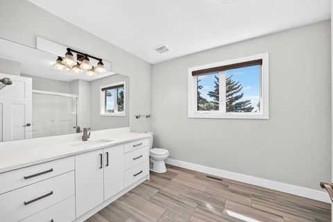 Tiny photo for 884 EAST CHESTERMERE Dr, Chestermere, AB T1X 1A7 (MLS # A2326707)