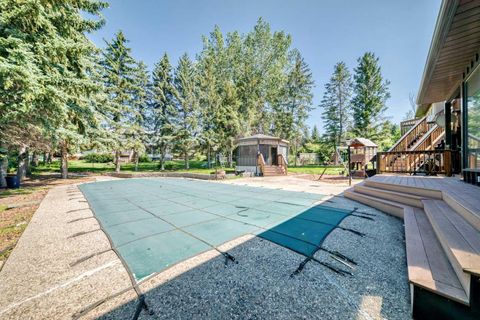 Tiny photo for 884 EAST CHESTERMERE Dr, Chestermere, AB T1X 1A7 (MLS # A2326707)
