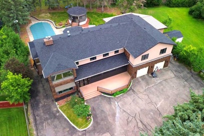884 EAST CHESTERMERE Drive Chestermere AB T1X 1A7