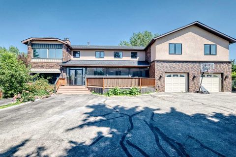 Tiny photo for 884 EAST CHESTERMERE Dr, Chestermere, AB T1X 1A7 (MLS # A2326707)