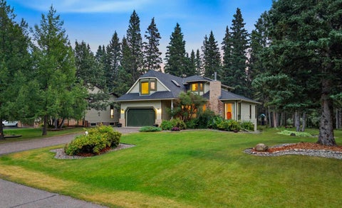 Photo of 31 Manyhorses Drive, Rural Rocky View County, AB T3Z 1A2 (MLS # A2337007)