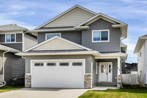 Photo of 99 livingston Close, Red Deer, AB T4R 0J9 (MLS # A2328489)