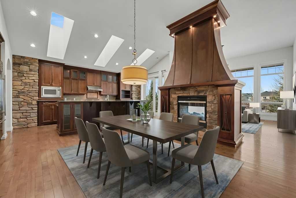 Photo of 62 Discovery Vista Point SW, Calgary, AB T3H 5T1 (MLS # A2275765)