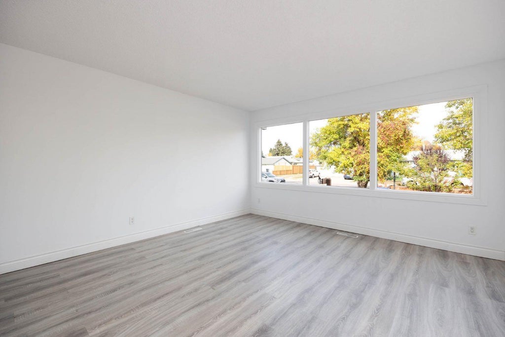 Photo of 67 Alberta Drive, Fort McMurray, AB T9H 1P7 (MLS # A2339917)
