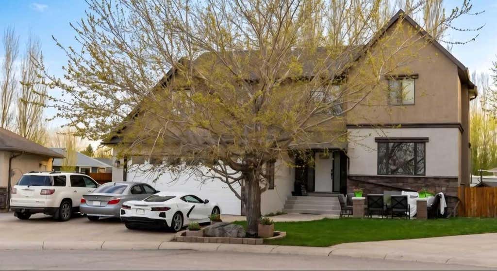 Photo of 419 Kenex Place, Nobleford, AB T0L 1S0 (MLS # A2336849)