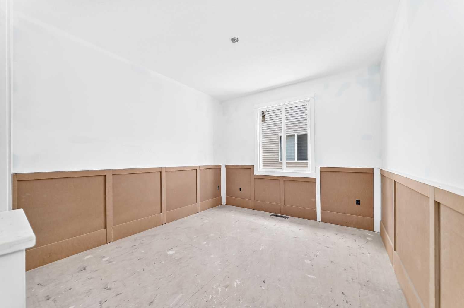 564 Livingston Way