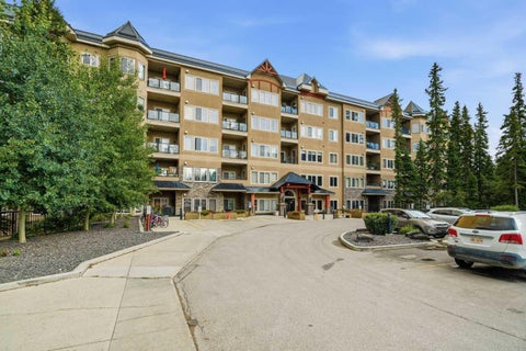 Photo of 30 Discovery Ridge Close SW #531, Calgary, AB T3H 5X5 (MLS # A2337274)