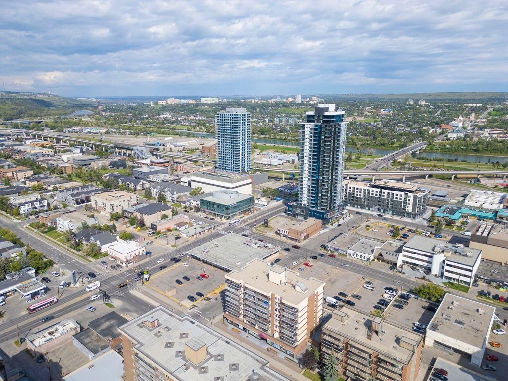 Photo of 1334 12 Avenue SW #806, Calgary, AB T3C 3R9 (MLS # A2279736)