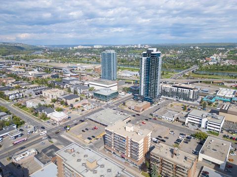 1334 12 Avenue SW 806 Calgary AB T3C 3R9