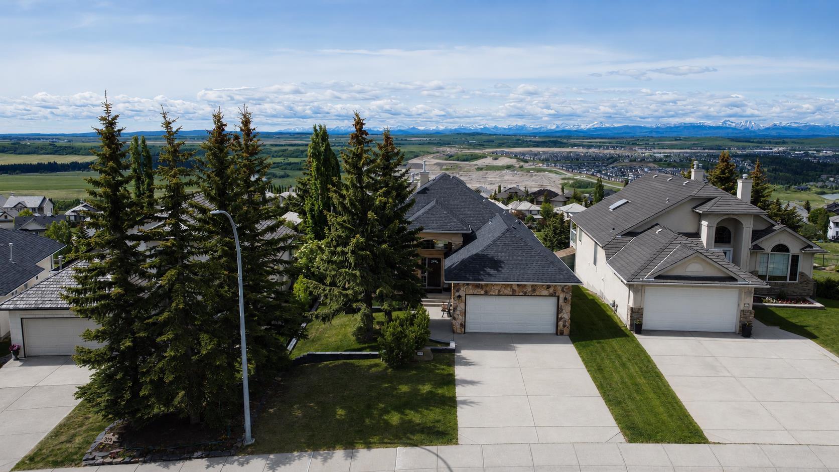 321 Gleneagles View