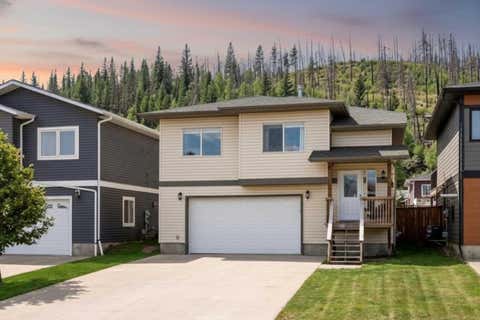 Photo of 7109 Bulyea Avenue, Fort McMurray, AB T9H 5J6 (MLS # A2305995)