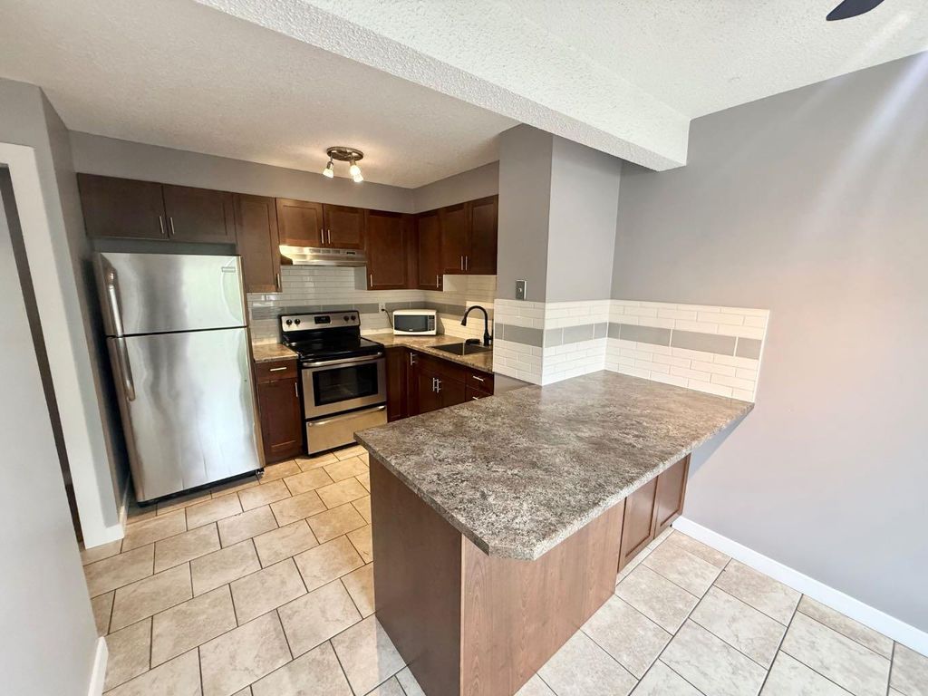 Photo of 110 TAMARACK Avenue #26, Hinton, AB T7V 1C5 (MLS # A2316808)