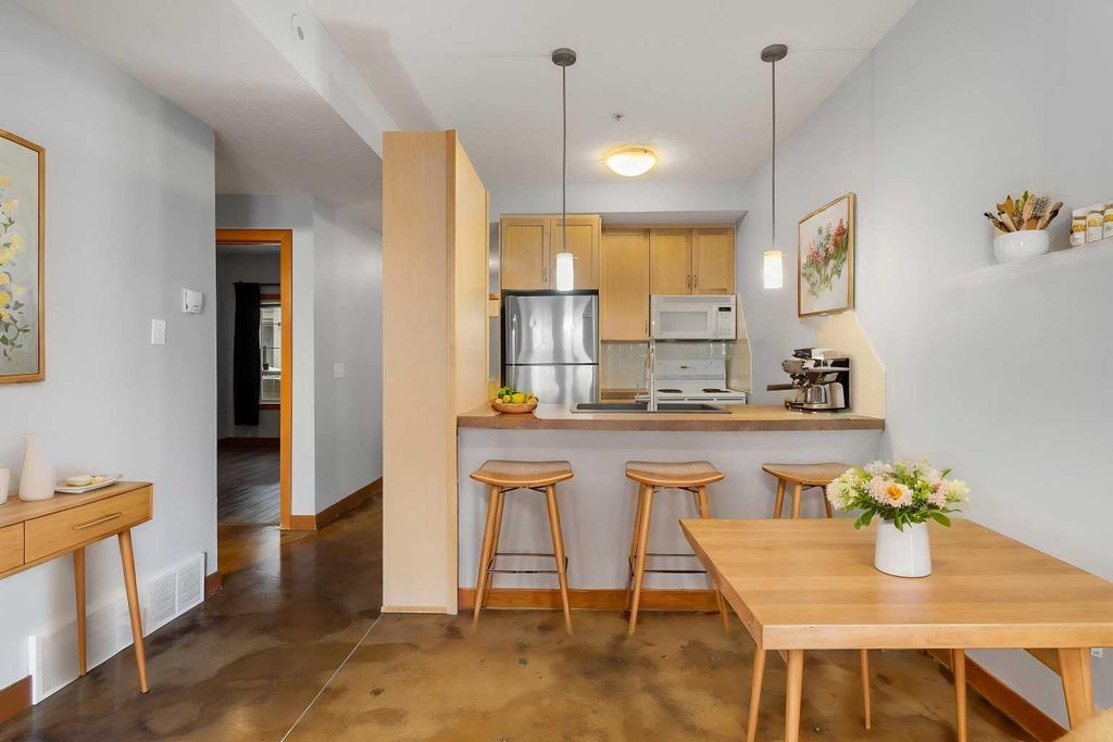 Photo of 1235 13 Avenue SW #110, Calgary, AB T3C 0T2 (MLS # A2312153)