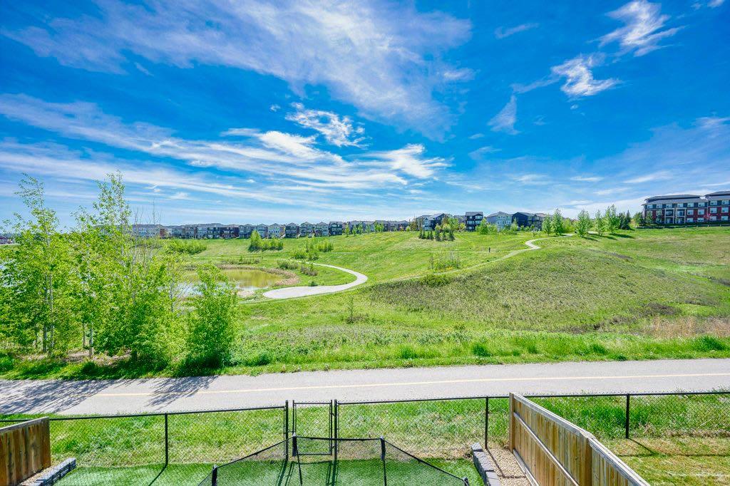 104 Nolanlake View NW
