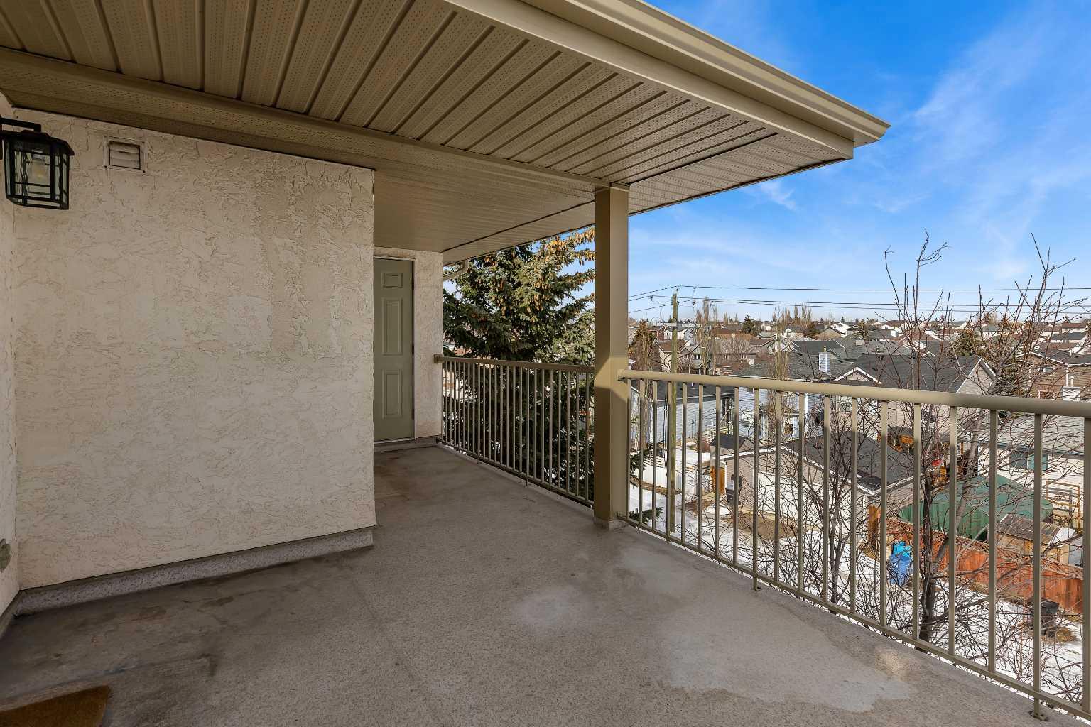 20 Harvest Rose Park NE 2302