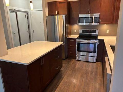 16 Auburn Bay Link SE 305 Calgary AB T3M 1Z6
