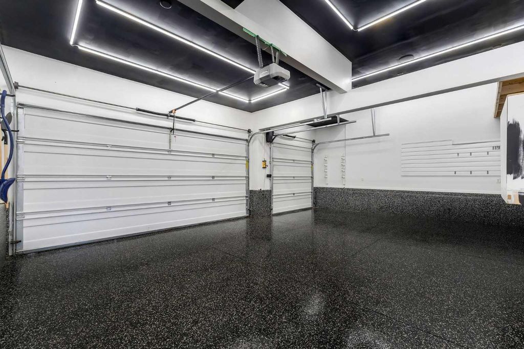 Photo of 325 Crestmont Drive SW, Calgary, AB T3B 6G9 (MLS # A2294613)