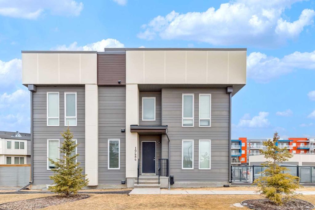 Photo of 19484 37 Street SE, Calgary, AB T3M 2W9 (MLS # A2292109)