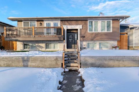 4728 Rundlehorn Drive NE Calgary AB T1Y 2N4