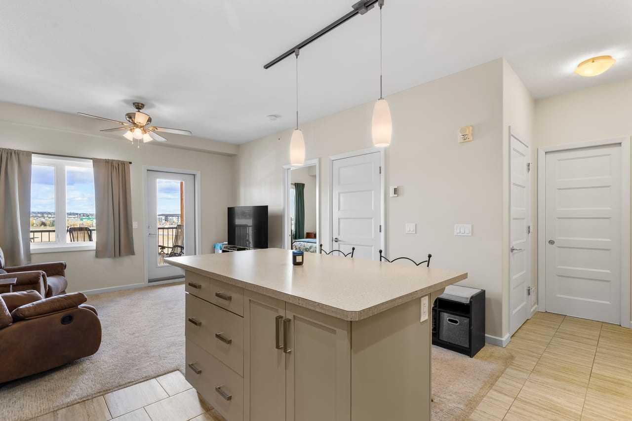 450 Kincora Glen Road NW 2405