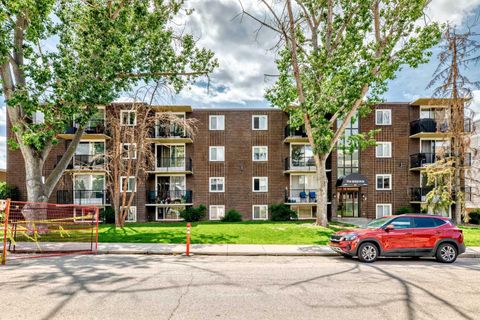 Photo of 635 57 Avenue SW #305, Calgary, AB T2V 0H5 (MLS # A2262358)