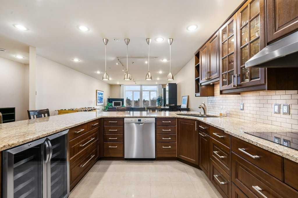 103 10 Avenue NW 402