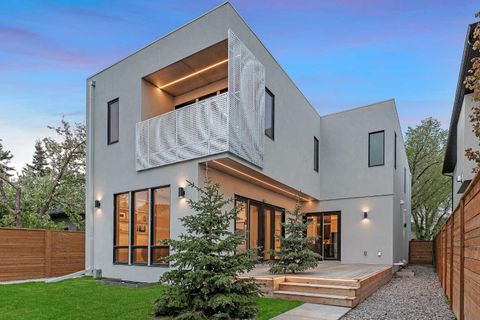 Photo of 517 28 Avenue NW, Calgary, AB T2M 2K9 (MLS # A2289938)