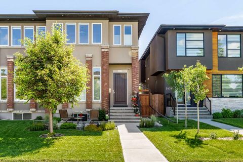 2432 32 Street SW Calgary AB T3E 2R7