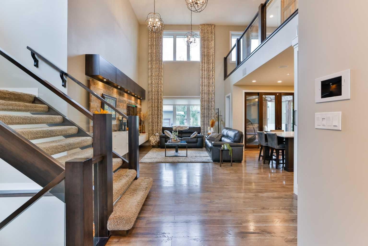 63 Stonecrest Point W