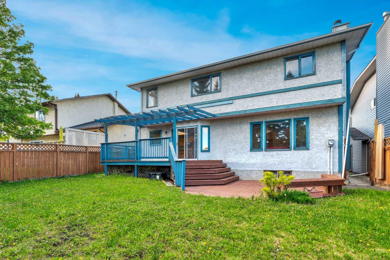 350 Edgepark Way NW