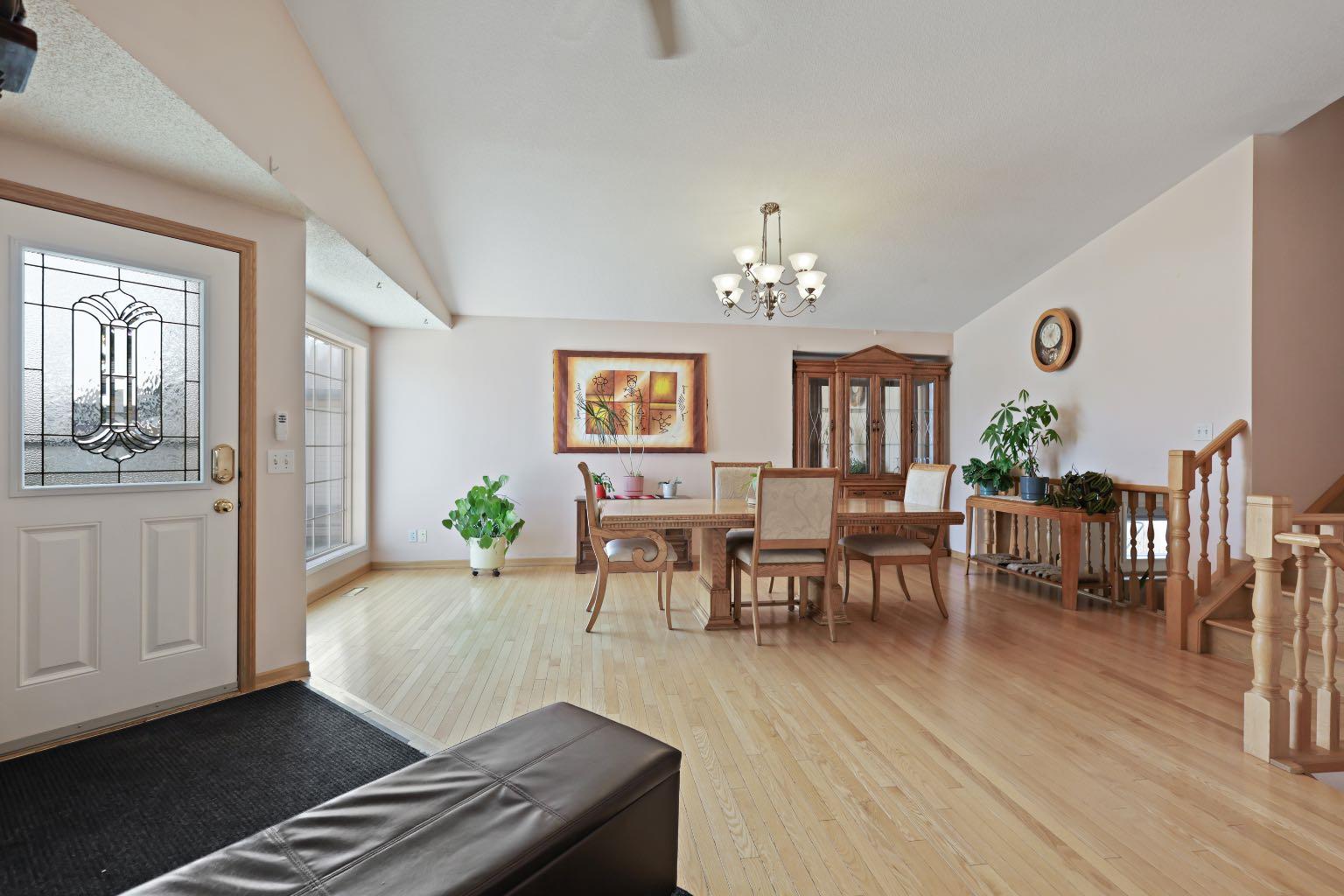 248 Applewood Drive SE
