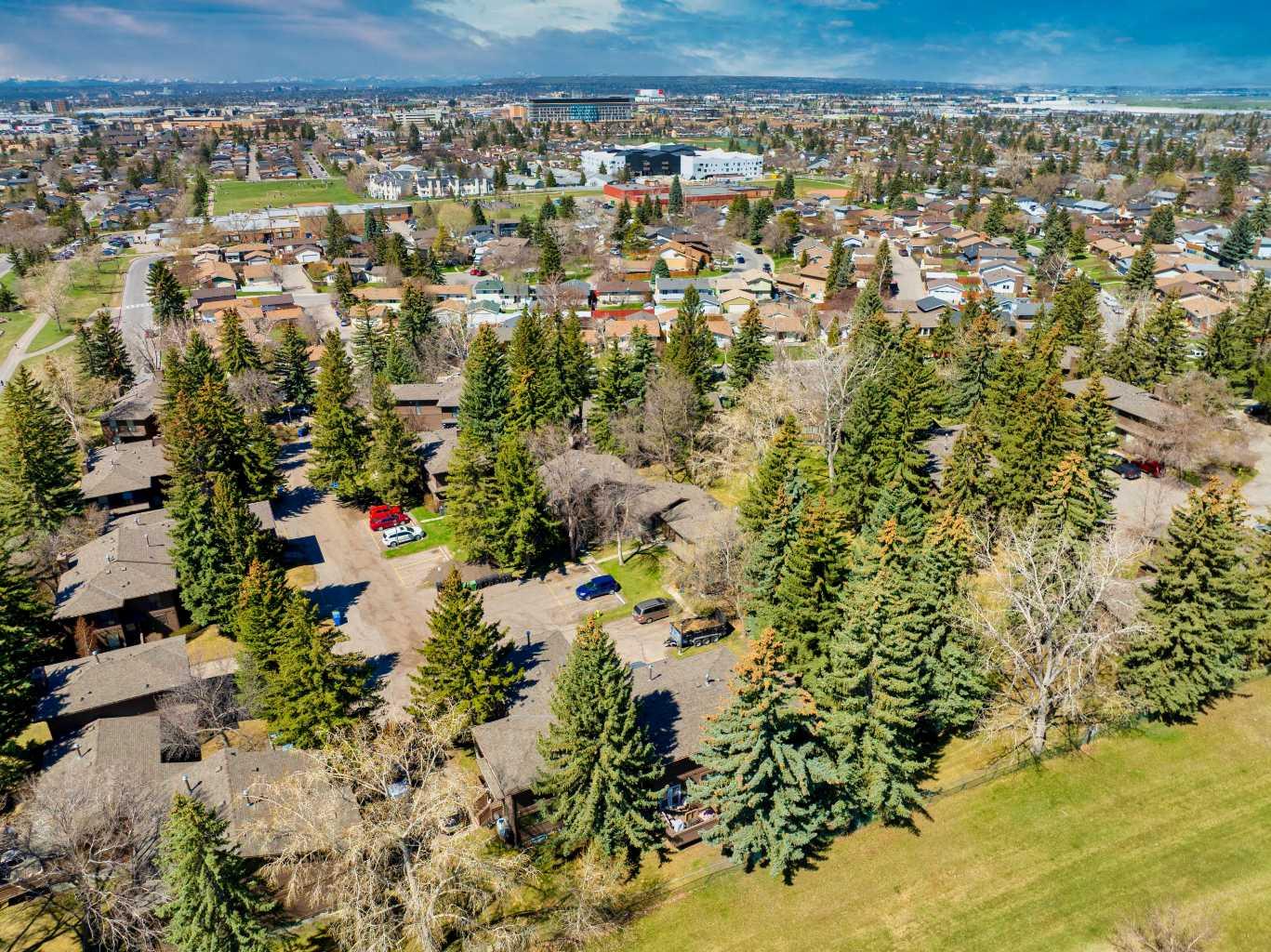 336 Rundlehill Drive NE 44