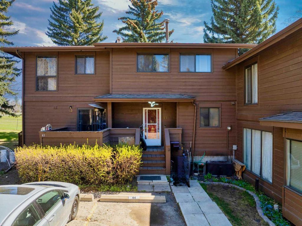 Photo of 336 Rundlehill Drive NE #44, Calgary, AB T1Y 2Y2 (MLS # A2308798)
