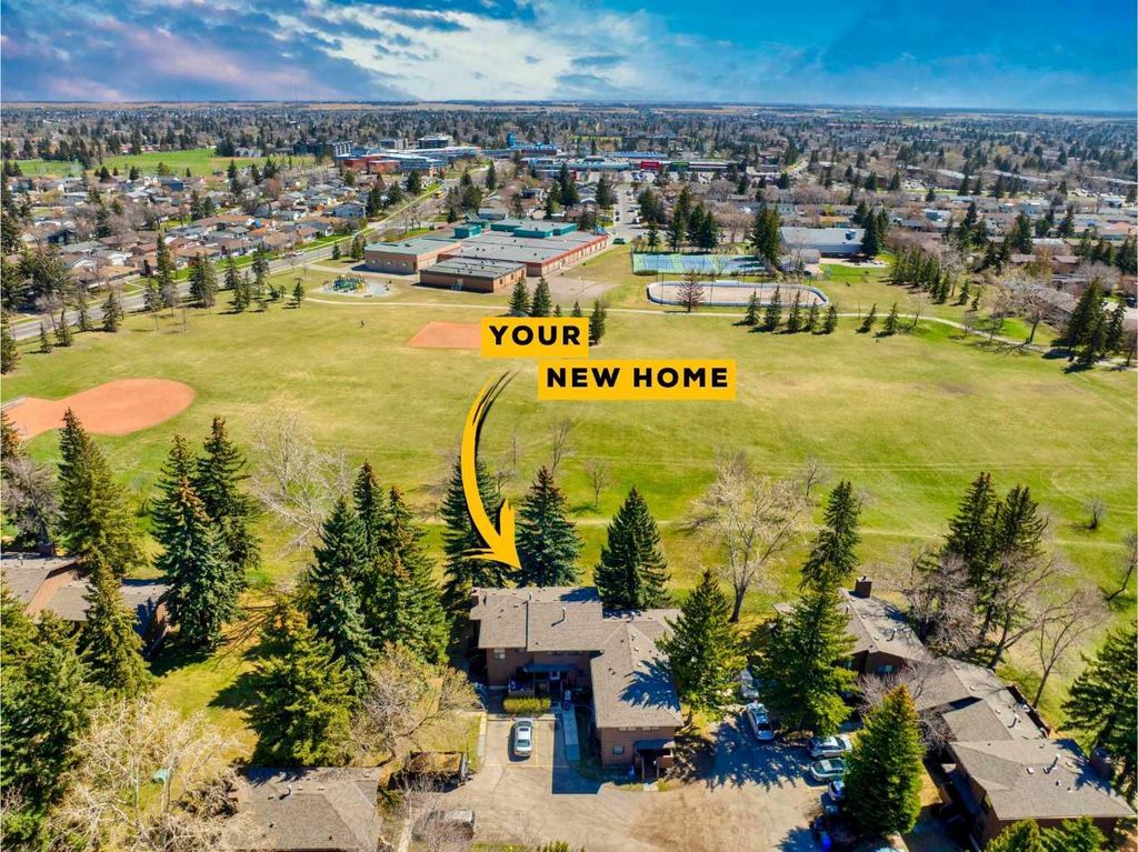 Photo of 336 Rundlehill Drive NE #44, Calgary, AB T1Y 2Y2 (MLS # A2308798)