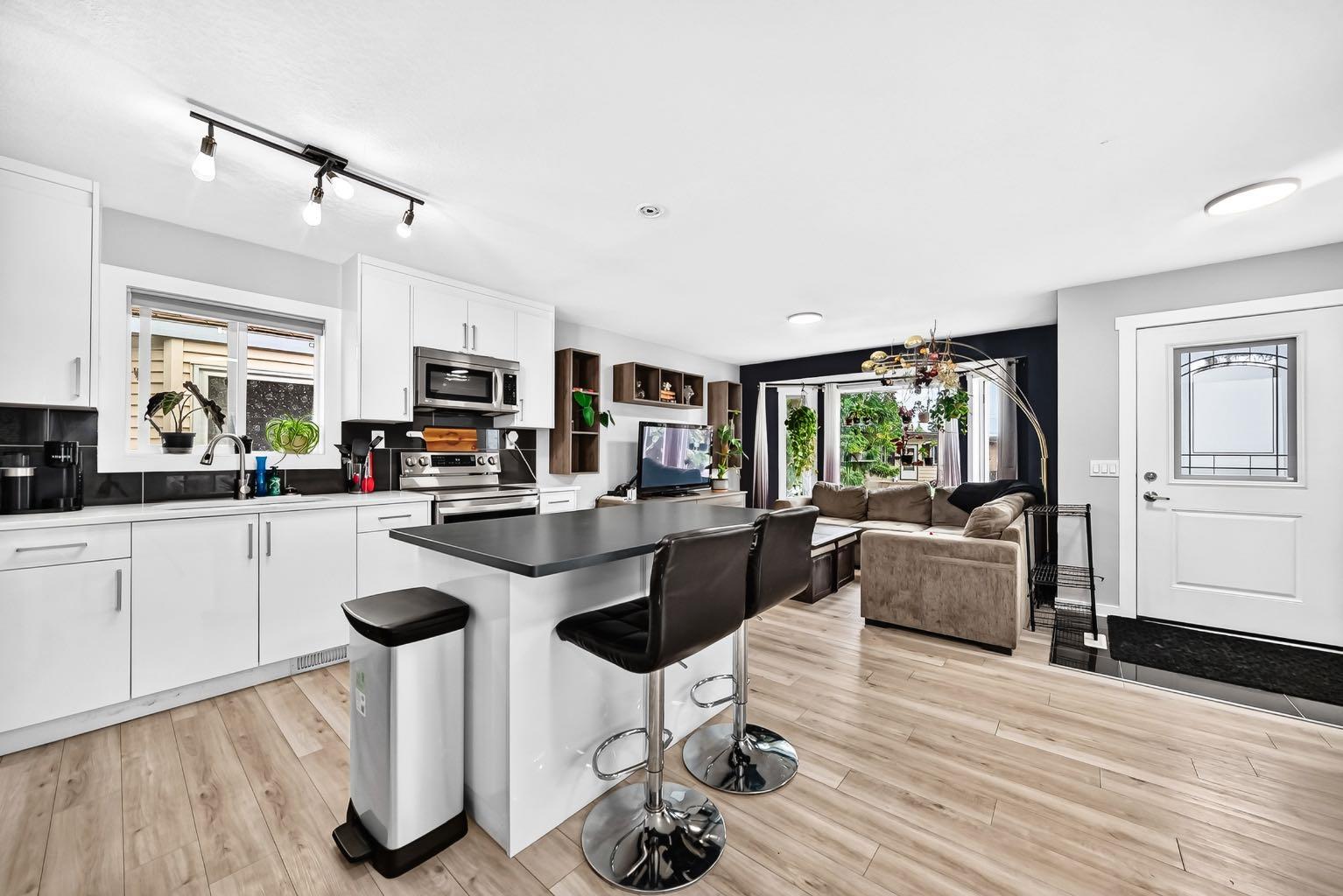 46 Dovercliffe Way SE