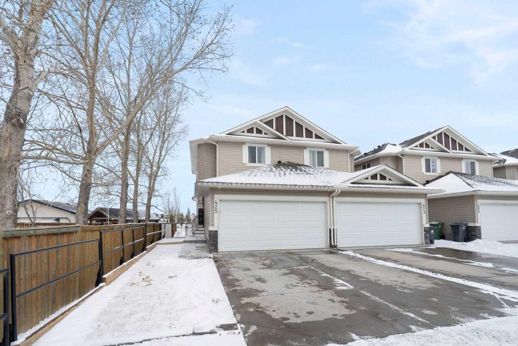 Photo of 425 Sandford Place NW, Langdon, AB T0J 1X2 (MLS # A2289628)