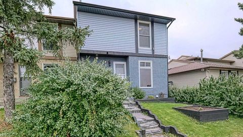 559 Abinger Road NE Calgary AB T2A 6M4