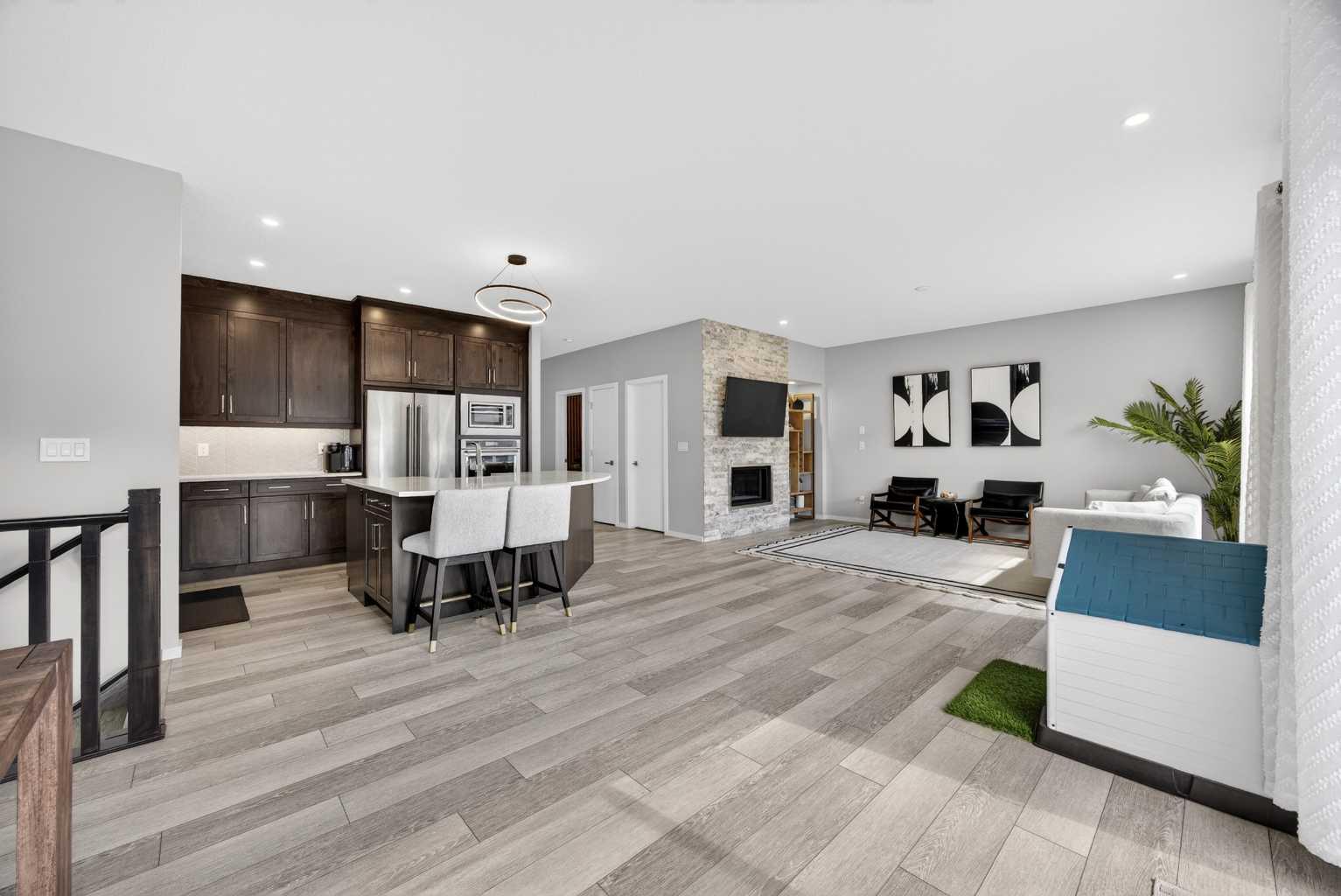 73 Yorkstone Heath SW