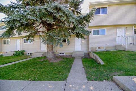 55 Lemoyne Crescent W 6 Lethbridge AB T1K 4J7