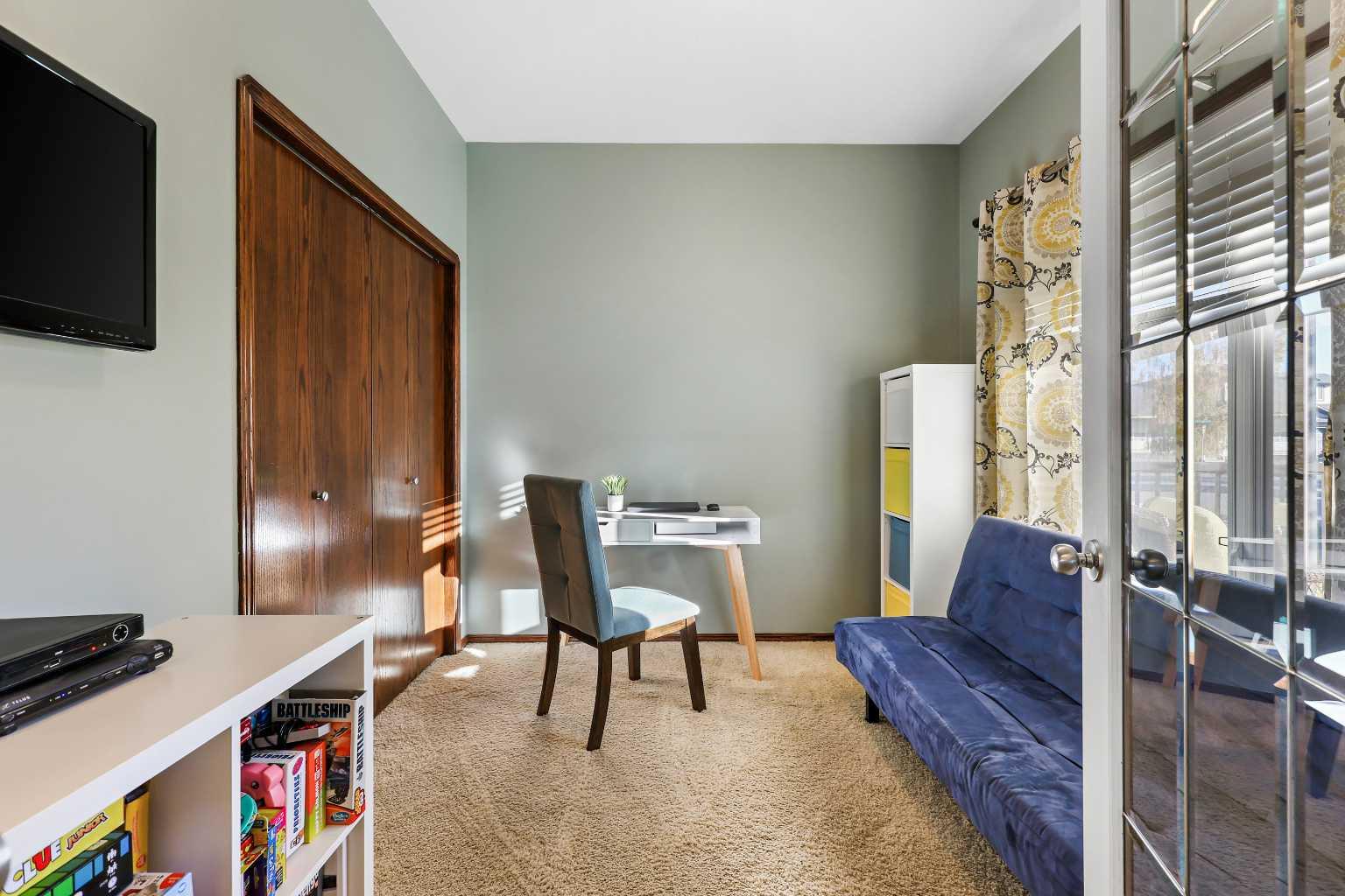 100 Hillcrest Boulevard