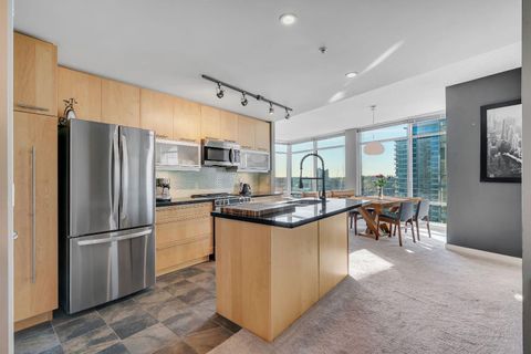 215 13 Avenue SW 1006 Calgary AB T2R 0V6