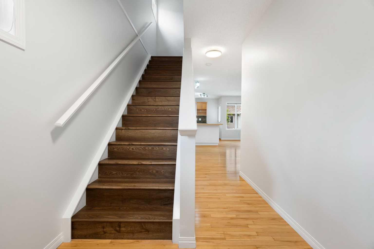 112 Royal Oak Gardens NW