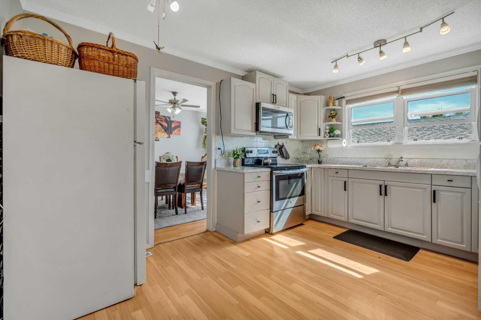 4771 Rundlehorn Drive NE