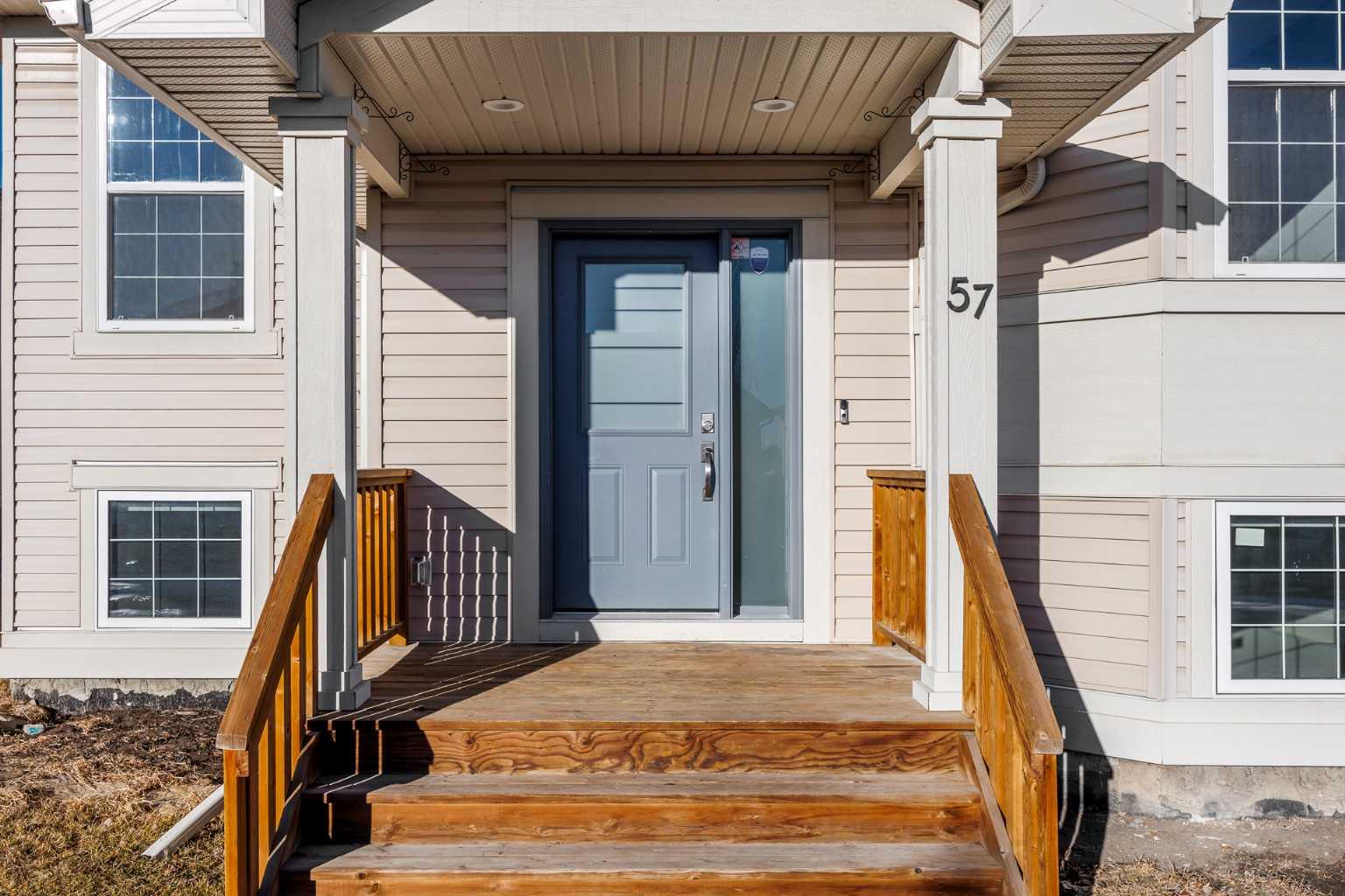 57 Luxstone Crescent SW