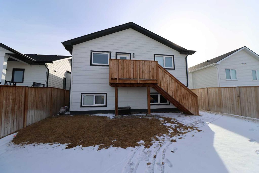 Photo of 138 Prairie Gold St, Taber, AB T1G 0G3 (MLS # A2293742)
